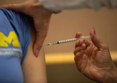 آغاز تزریق واکسن پاستوکووک به دانش آموزان آذربایجان شرقی