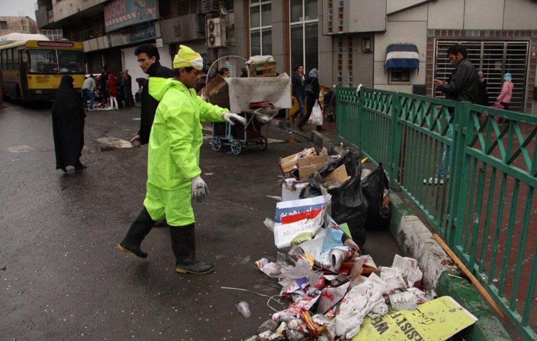 بیش از ۱۰ درصد زباله در تبریز به صورت دستی جمع‌آوری می‌شود