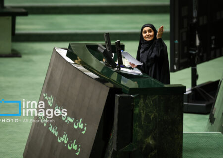 فرزانه صادق دومین وزیر زن در تاریخ نظام جمهوری اسلامی