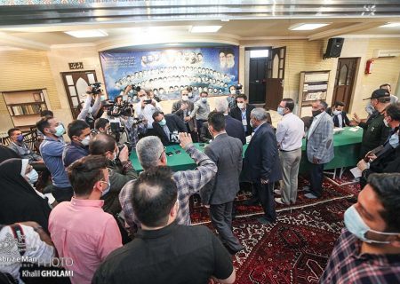 حضور مسلمانان و ارامنه تبریز در پای صندوق‌های رای