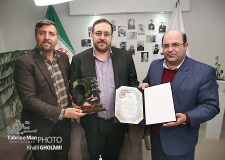 بازدید رئیس اتحادیه کفاشان استان از دفتر تبریزمن