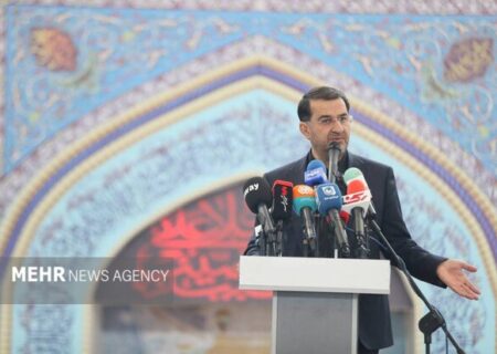 روزانه تا یک تن طلا از فرودگاه امام وارد کشور می‌شود