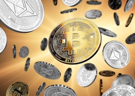همتی: از رمز ارز ها برای دور زدن تحریم استفاده می کنیم