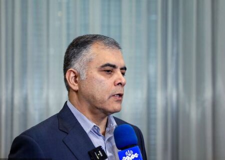 وزیر نفت: مذاکرات ایران و ترکمنستان برای واردات و سوآپ گاز ادامه دارد/ تصمیمی در مورد قیمت بنزین اتخاذ نشده است