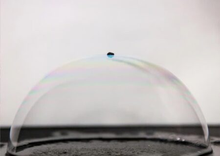 از یونولیت سبک‌تر؛ از فولاد مقاوم‌تر