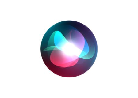 اپل انتشار نسخه پیشرفته سیری را بار دیگر به تعویق انداخت
