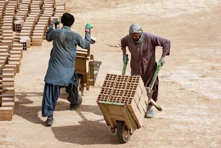 ابلاغ میزان جریمه اشتغال غیرمجاز اتباع خارجی در سال ۱۴۰۴