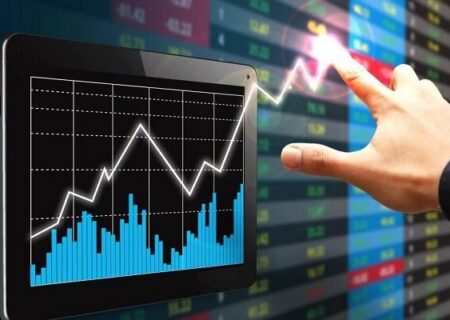 فتح قله ۳ میلیون واحد در ابتدای معاملات امروز بورس