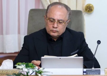 برای دوست قدیمی ام دکتر پزشکیان آرزوی موفقیت دارم