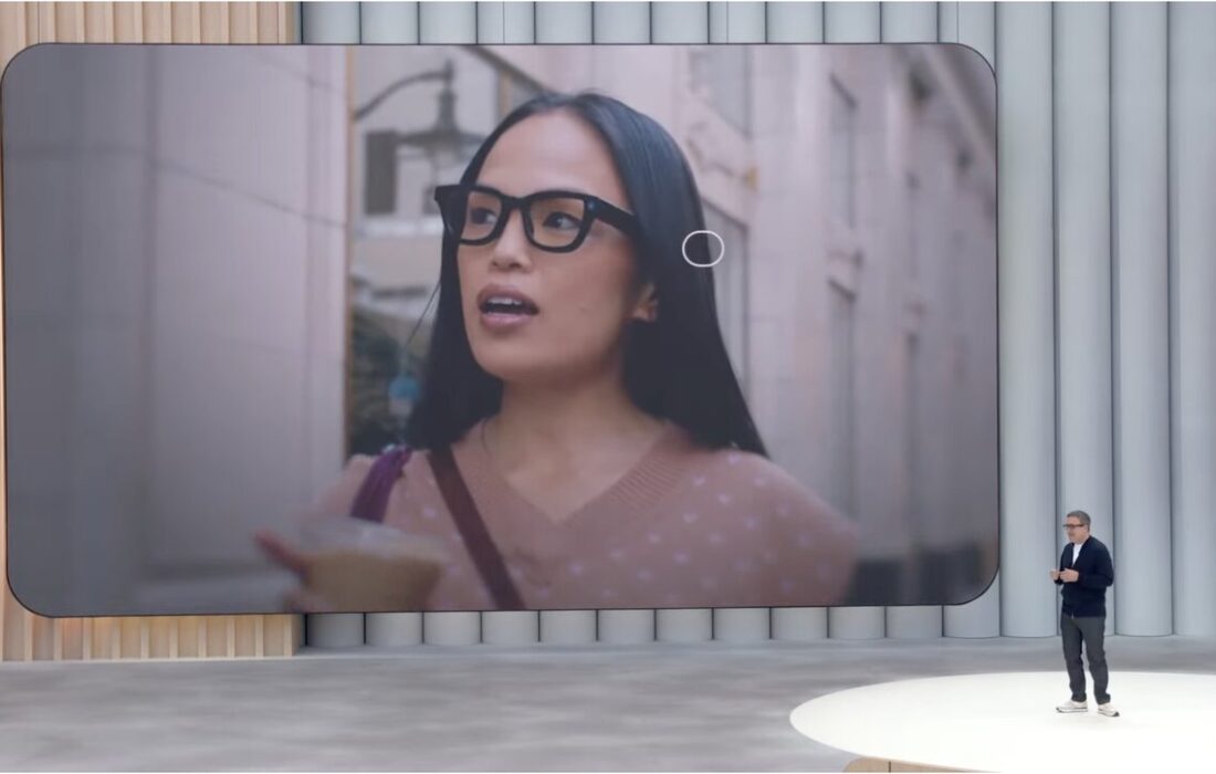 استفاده از زبان فارسی برای نمایش قابلیت ترجمه همزمان اندروید XR