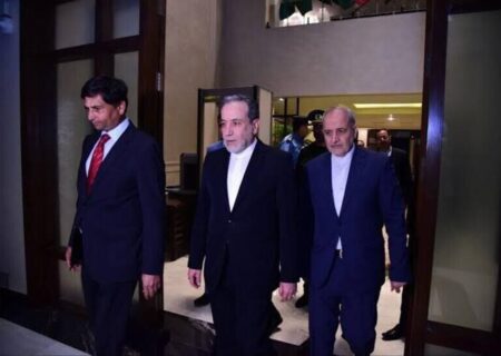 عراقچی وارد پایتخت پاکستان شد