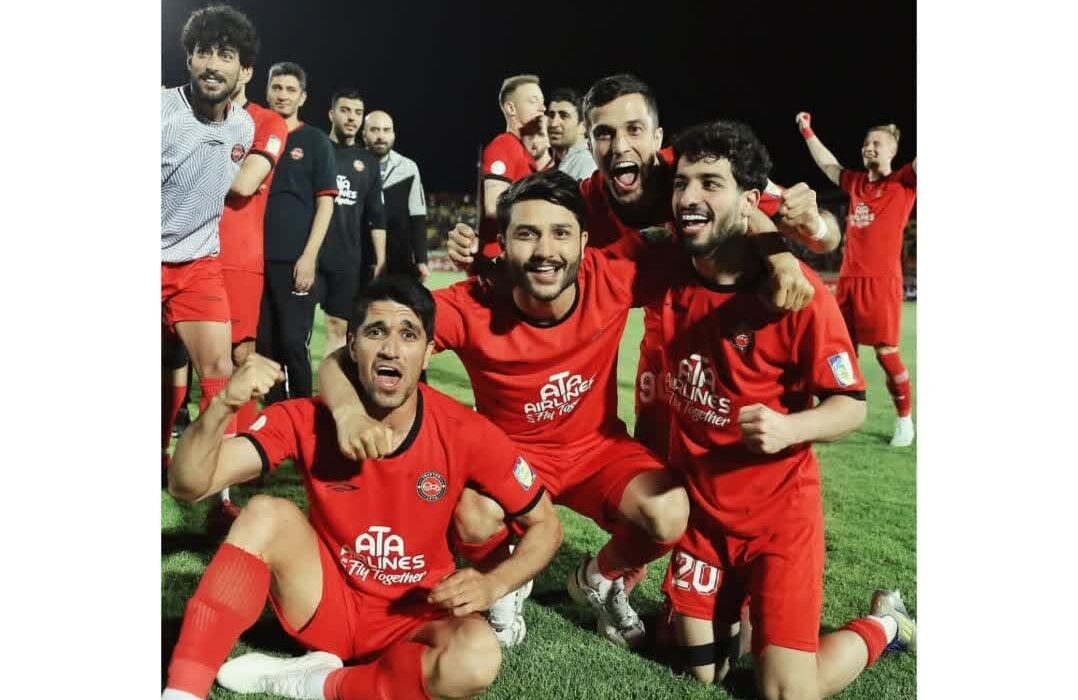 یادداشت/پادشاهی تراکتور آغاز شد