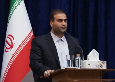 مالیات‌های گرفته شده از مناطق آزاد باید صرف توسعه زیرساخت های این مناطق شود