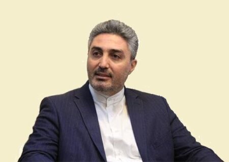 انتقاد عضو کمیسیون اقتصادی  از سازمان بورس در حاشیه نمایشگاه صنعت مالی