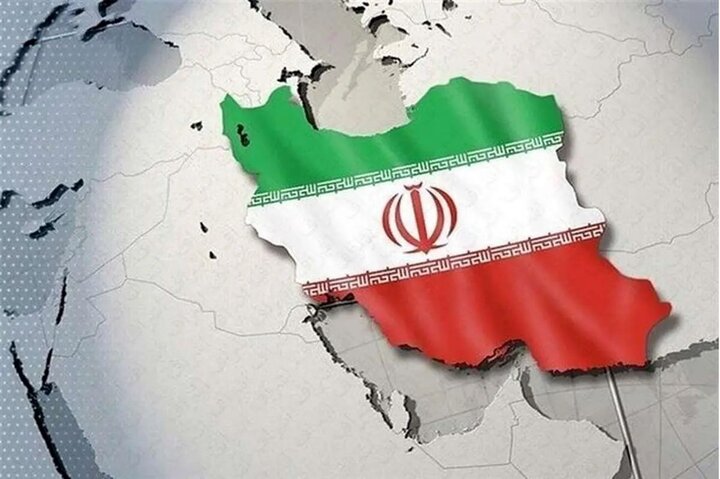 وزیر اقتصاد باید تجربه برخورد با مسائل پیچیده اقتصادی را داشته باشد