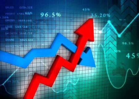 بورس بازتاب وضعیت اقتصاد است / بی‌اعتمادی مردم به دولت، عامل کلیدی خروج نقدینگی از بازار سرمایه