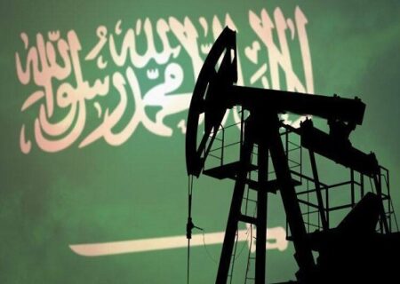 فروش نفت عربستان در مه ۲۰۲۵ به بالاترین سطح ۳ ماه اخیر رسید