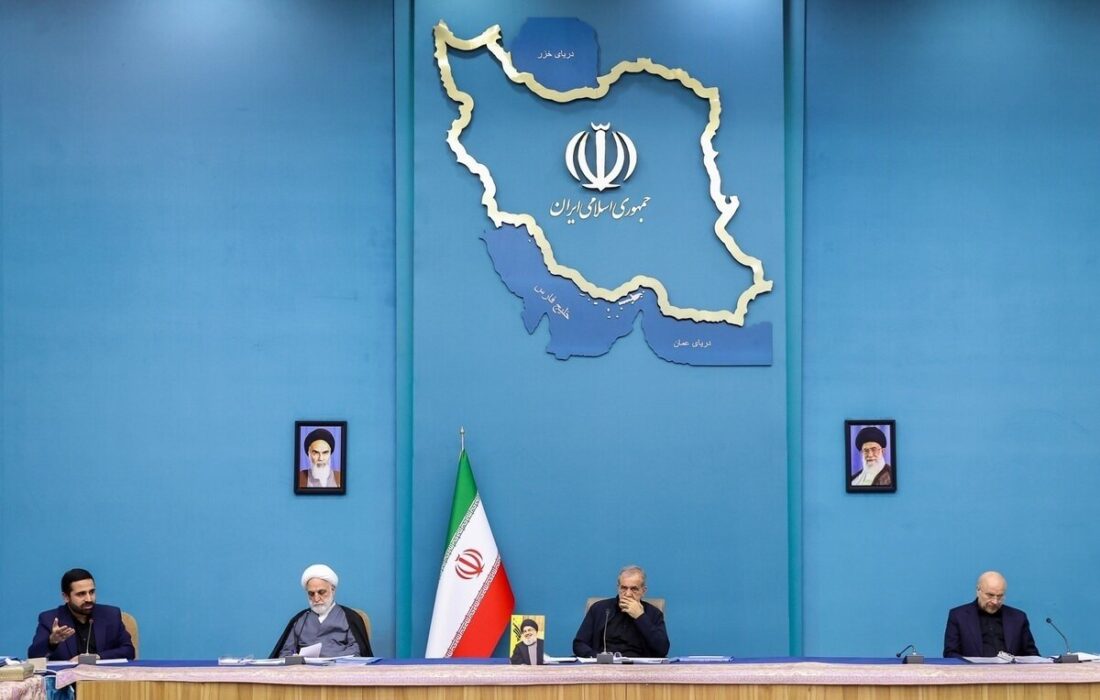 هشدار حقوقدان درباره مصوبه جدید شورای عالی فضای مجازی / چرا درآمد حاصل از فروش ترافیک باید به معاونت علمی ریاست‌جمهوری برسد؟