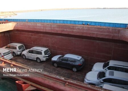 گمرک: مصوبه دولت برای واردات خودرو تا پایان سال معتبر است