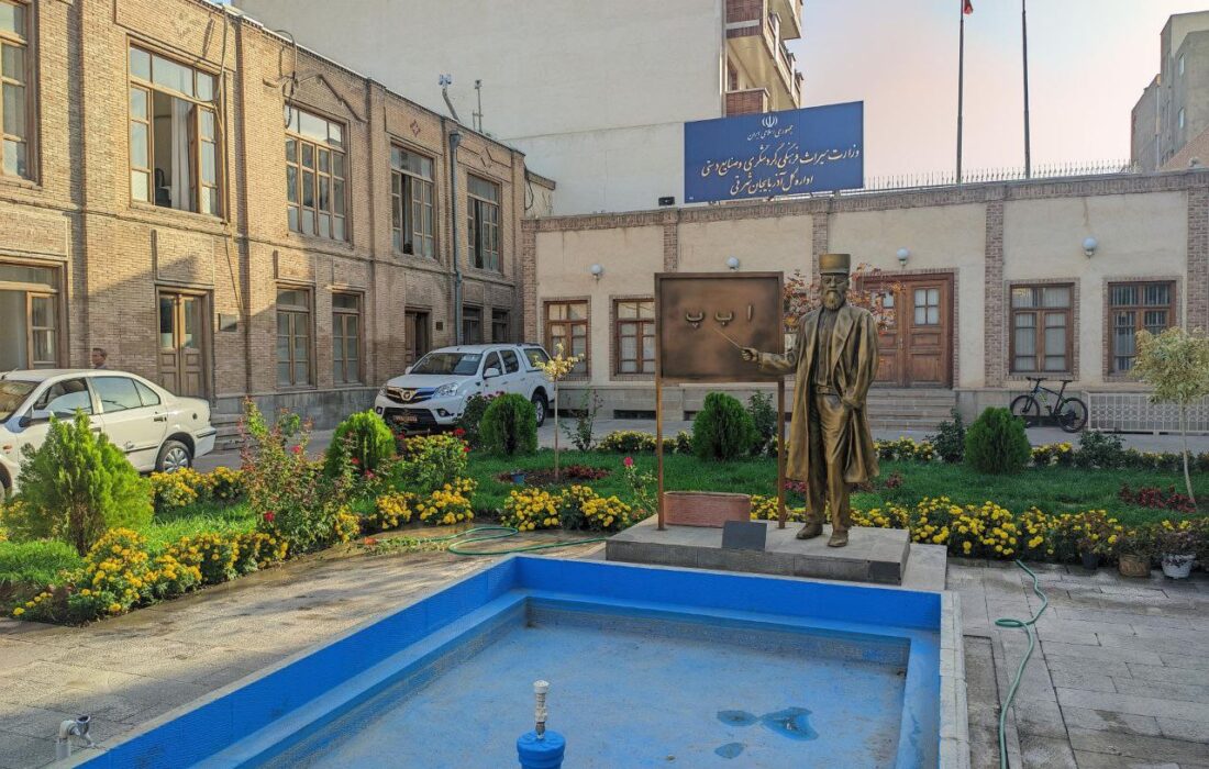 اداره کل میراث فرهنگی در تیررس بذل و بخشش‌ها!