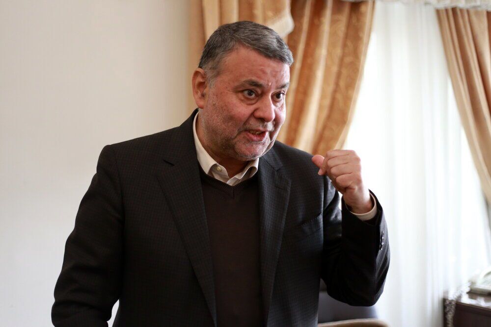 اطلاعات مراکز پدافندی کشور را روسیه به اسرائیل داده بود / مشخص شد که پیمان استراتژیک با روسیه کشک است / نباید به روسیه اعتماد داشته باشیم؛ اینکه فکر کنیم در روز مبادا می آید و به ما کمک می کند و با  آمریکا درگیر می شود، خیر، اصلاً از این شوخی ها ندارد