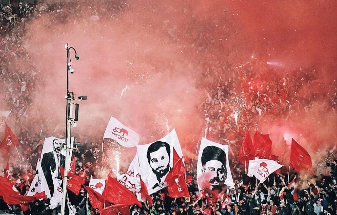 پیگیری شعارهای نژادپرستانه هواداران پرسپولیس از طریق FIFA