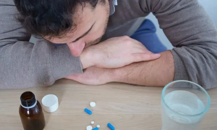 داروهای ضد افسردگی بعد از ترک اعتیاد (بررسی 1404)