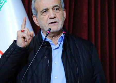 مشکل مصرف آب با نسخه‌نویسی حل نمی‌شود/ تعهد دولت، تولید ۷ هزار مگاوات برق از پنل‌های خورشیدی است