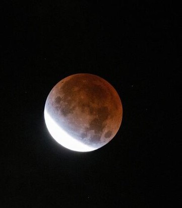 ماه گرفتگی ۱۶ شهریور در تمام مناطق ایران قابل مشاهده است