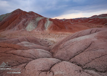 آلاداغ‌لار، زینتی درخشان در اطراف آزادراه تبریز زنجان
