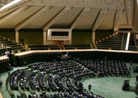 جزئیات جلسه غیرعلنی مجلس با وزرای دولت/ میزان افزایش حقوق کارمندان نیازمند بازنگری است