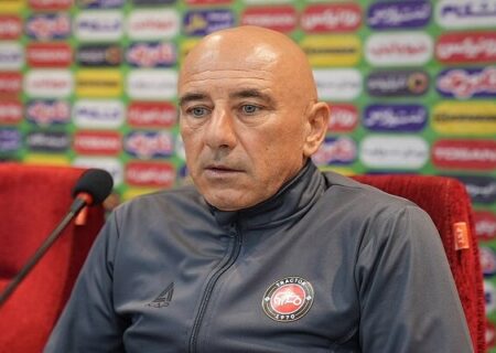 تراکتور برای دفاع از عنوان قهرمانی می‌ جنگد