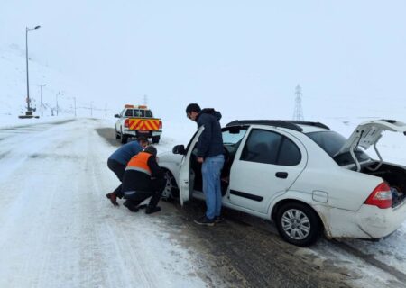 راه های آذربایجان شرقی برفی است/ تردد بدون زنجیر چرخ ممنوع