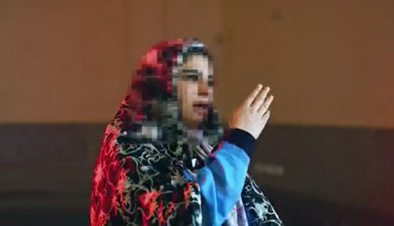 اعترافات تلخ دختر قمه به دست که شهر را به هم ریخت!/ جوان ۱۷ ساله را برهنه کردند و در آتش انداختند!