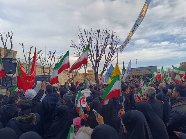 راهپیمایی مردم تبریز در محکومیت اقدامات تروریستی اخیر/ تبریز لنگر آرامش ایران