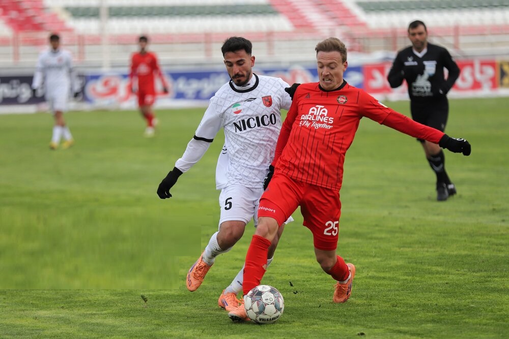 هفته هفدهم لیگ برتر فوتبال؛ تراکتور – مس رفسنجان