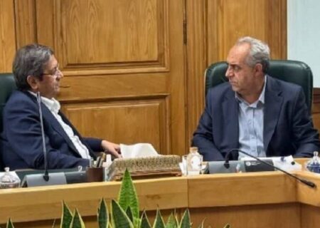 مطالبات استاندار آذربایجان‌شرقی از رییس کل بانک مرکزی برای گره‌گشایی از مشکلات بانکی